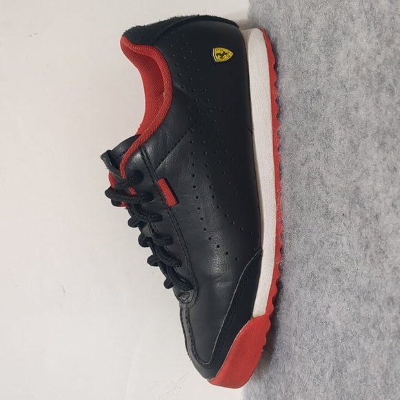 Puma Ferrari Roma Via Perf Black kids Shoes size 13c - Picture 1 of 7